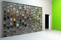 Raum 11: Peggy Buth, Ohne Titel (library), 2009