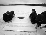 Kollektivnye dejstvija (Kollektive Aktionen), Polet na Saturn (Flug zum Saturn), 2004, Courtesy: die Künstler