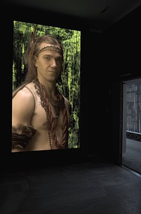 Raum 4: Peggy Buth, O, My Kalulu!, 2009, fünfteilige Videoproduktion (Teil 2, Brothers)